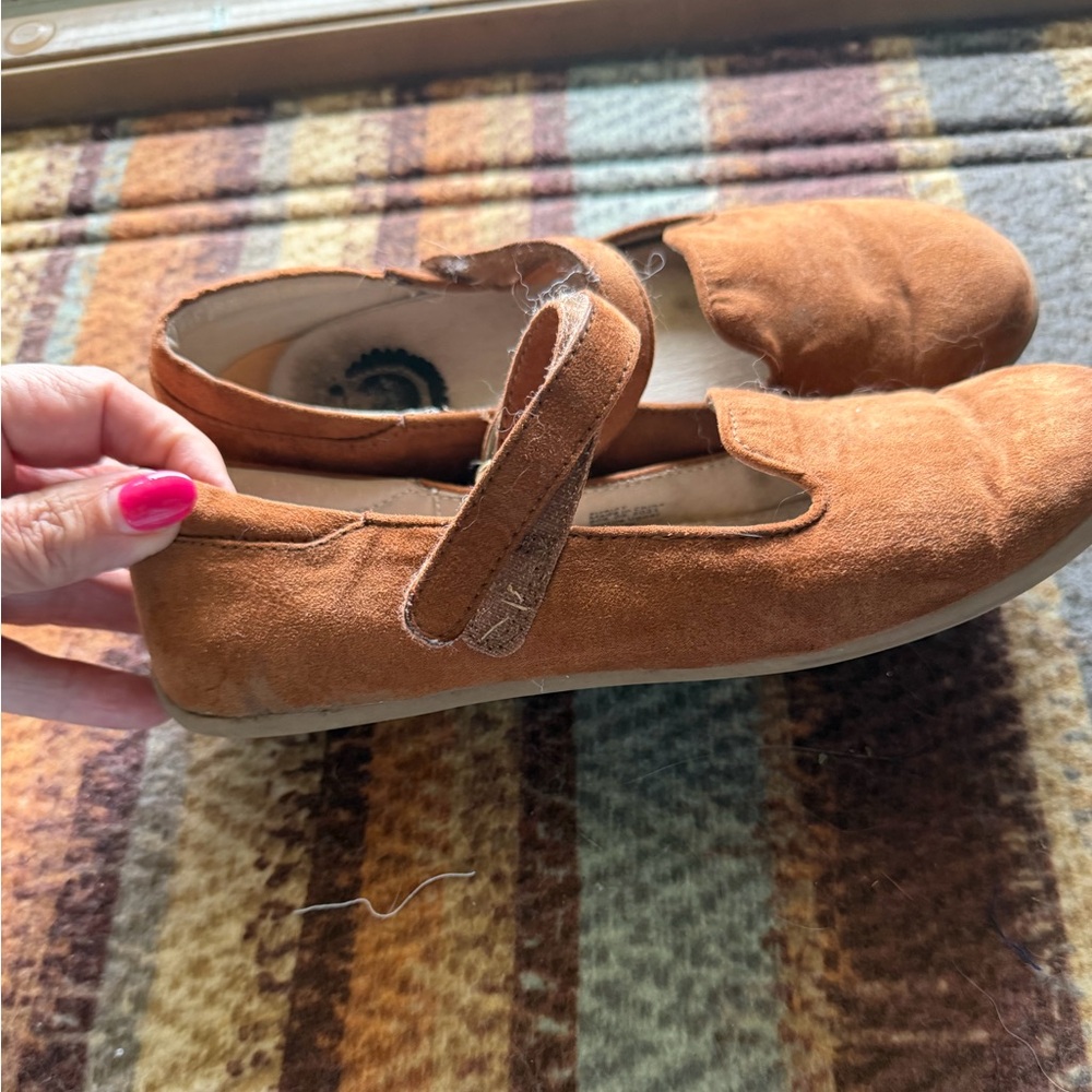 Livie & Luca brown dress shoes - Picture 3 of 5